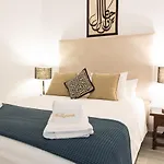 La Sultana